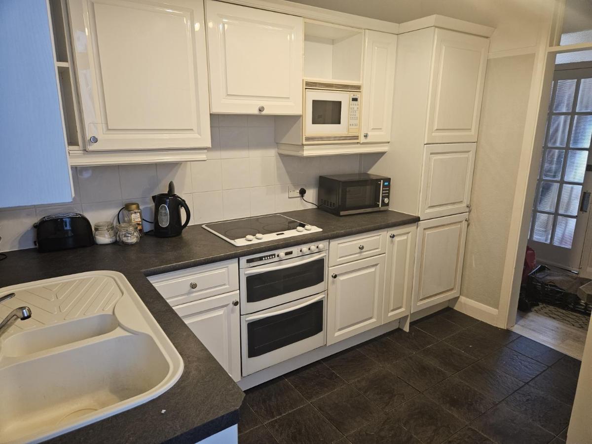 Leigh-On-Sea Retreat - 2 Bedroom Apartment Esterno foto